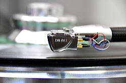 DSオーディオ　光カートリッジシステム　DS003　スピーカー全体